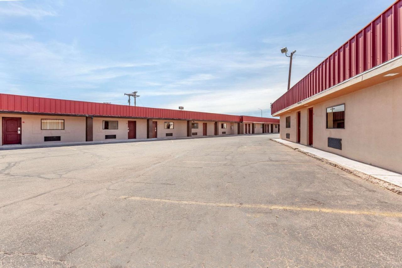 Hotel Econo Clovis